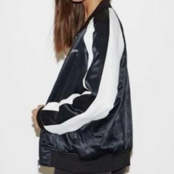 Kendall & Kylie "Wild At Heart" Tiger jacket - Picture 3 of 3